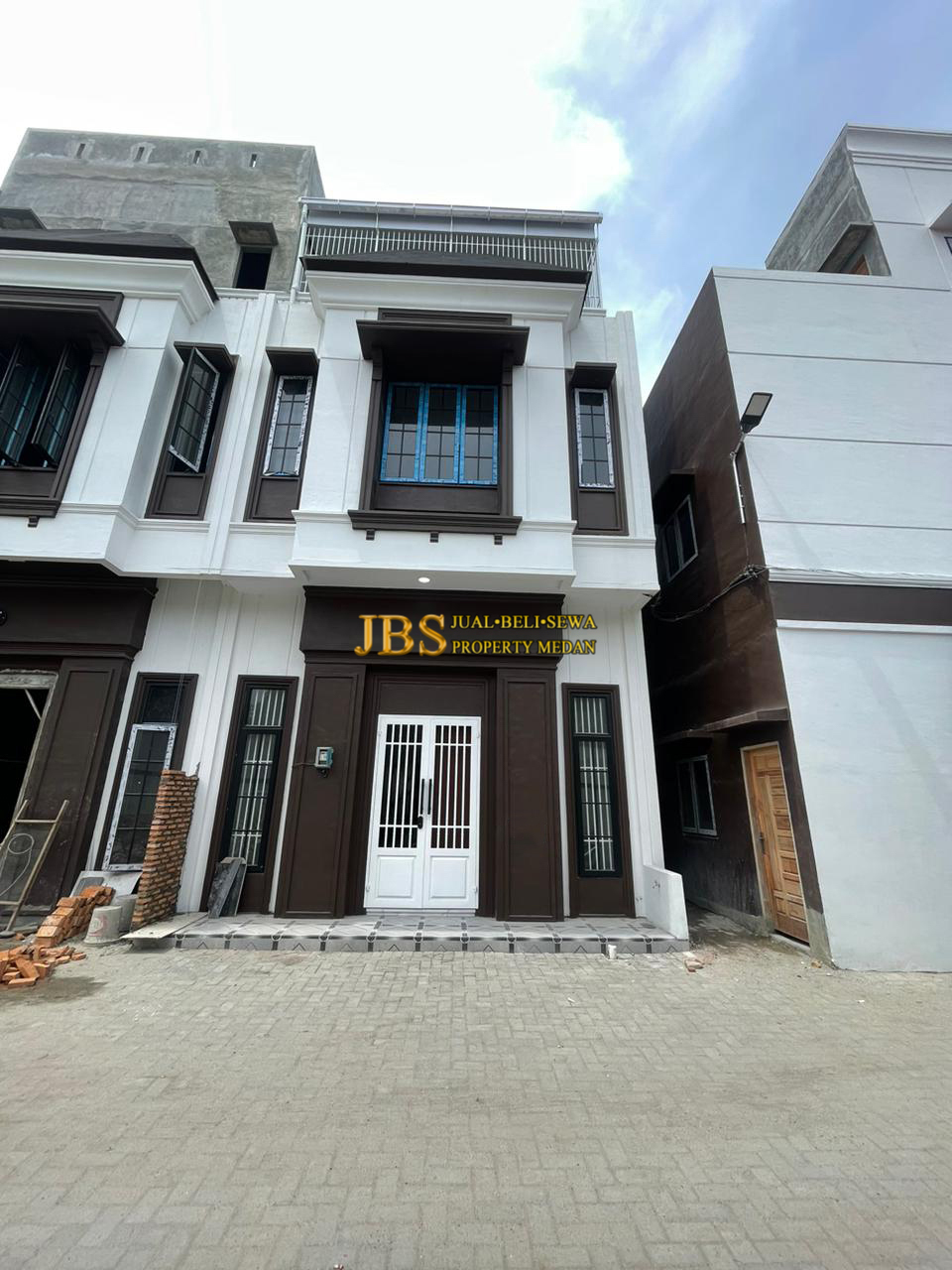Properti terdaftar untuk dijual atau disewa - Dijual Rumah Baru Di Komplek Darling House Medan Jalan Suluh