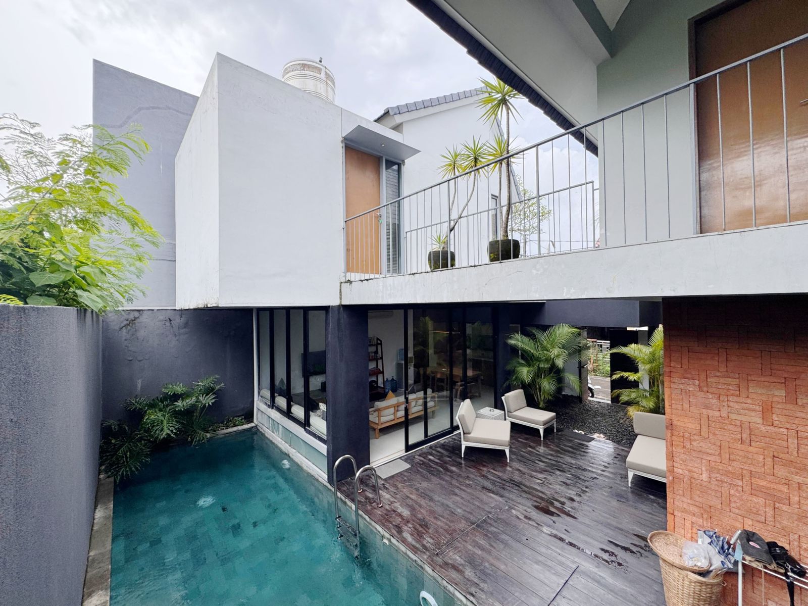 Properti terdaftar untuk dijual atau disewa - Villa  Siap Huni Fully Furnished Berawa Canggu Shm 