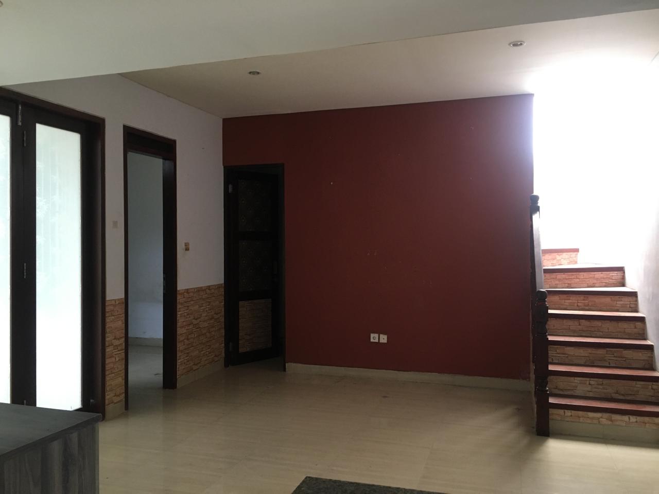 Properti terdaftar untuk dijual atau disewa - Rumah Siap Huni 3 Menit Ke Lapangan Puputan Renon 