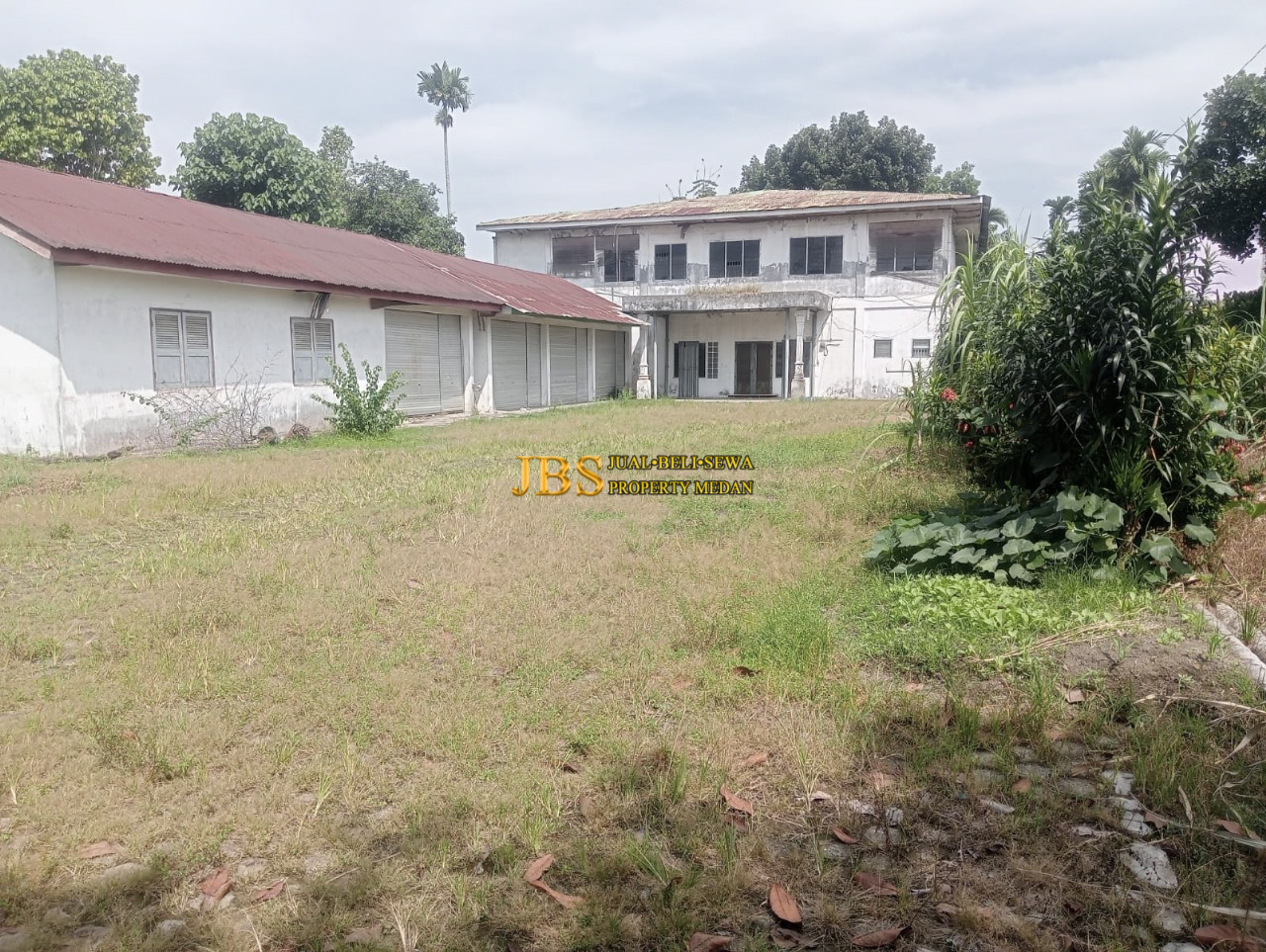 Properti terdaftar untuk dijual atau disewa - Dijual Tanah Kosong & Bangunan Di Jalan Pertahanan - Patumbak, Deli Serdang