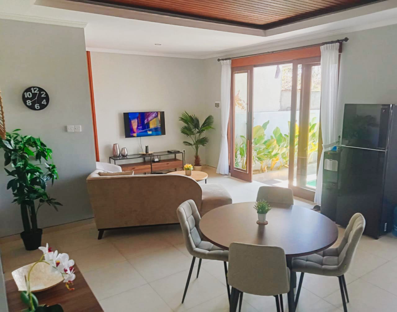 Properti terdaftar untuk dijual atau disewa - Villa Mewah 10 Menit Ke Pantai Melasti 