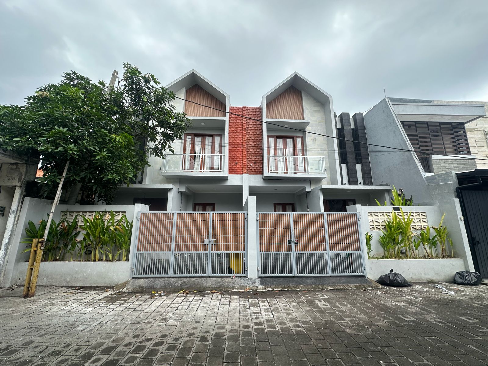 Properti terdaftar untuk dijual atau disewa - Rumah Siap Huni 10 Menit Ke Pantai Sanur 
