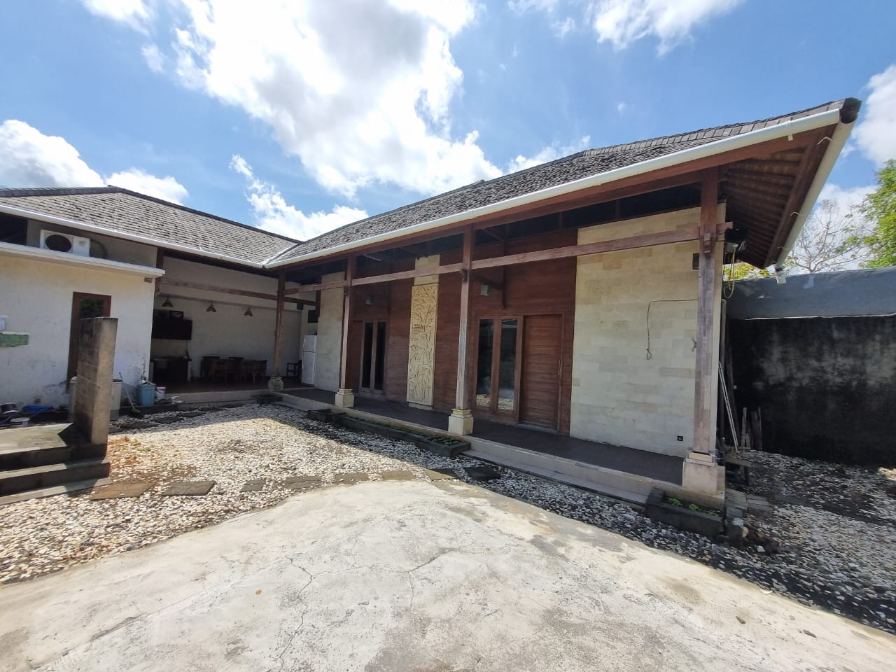 Properti terdaftar untuk dijual atau disewa - Rumah Siap Huni Di Taman Giri Jimbaran 