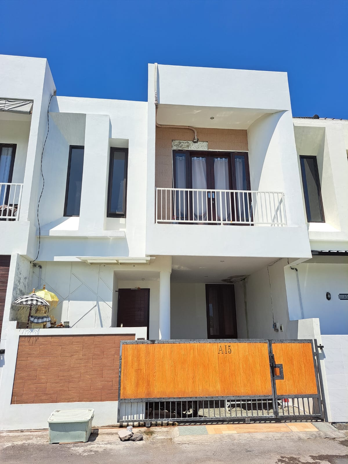 Properti terdaftar untuk dijual atau disewa - Rumah 2 Lantai Strategis Di Pedungan Denpasar Selatan Cocok Hunian Dan Investasi Siap Huni