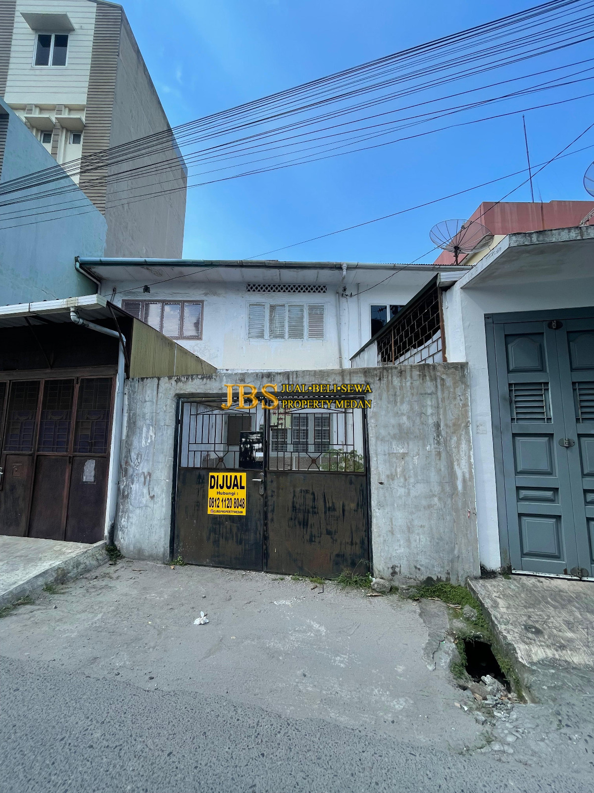 Properti terdaftar untuk dijual atau disewa - Dijual Rumah Di Jalan Harimau - Madong Lubis, Medan