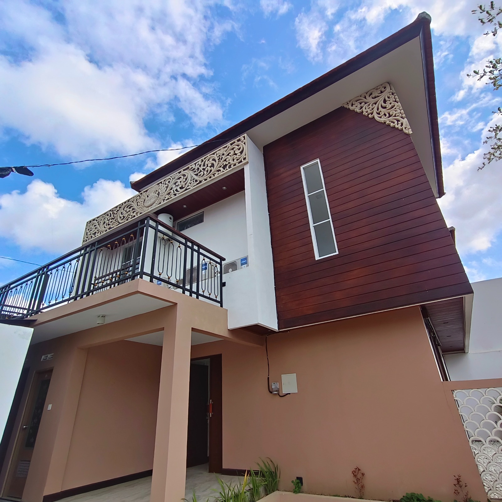 Properti terdaftar untuk dijual atau disewa - Disewakan Rumah Luas & Strategis Di Jl. Jayagiri, Denpasar Timur – Dekat Renon, Kampus & Pusat Bisnis