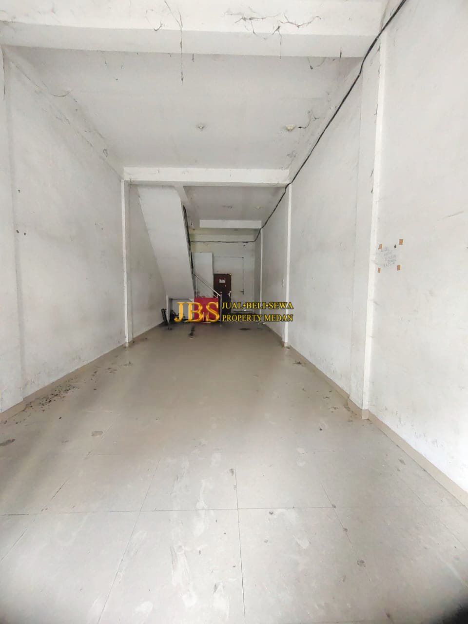 Properti terdaftar untuk dijual atau disewa - Dijual Ruko Siap Pakai Di Komplek Mmtc Jalan Williem Iskandar/pancing - Medan