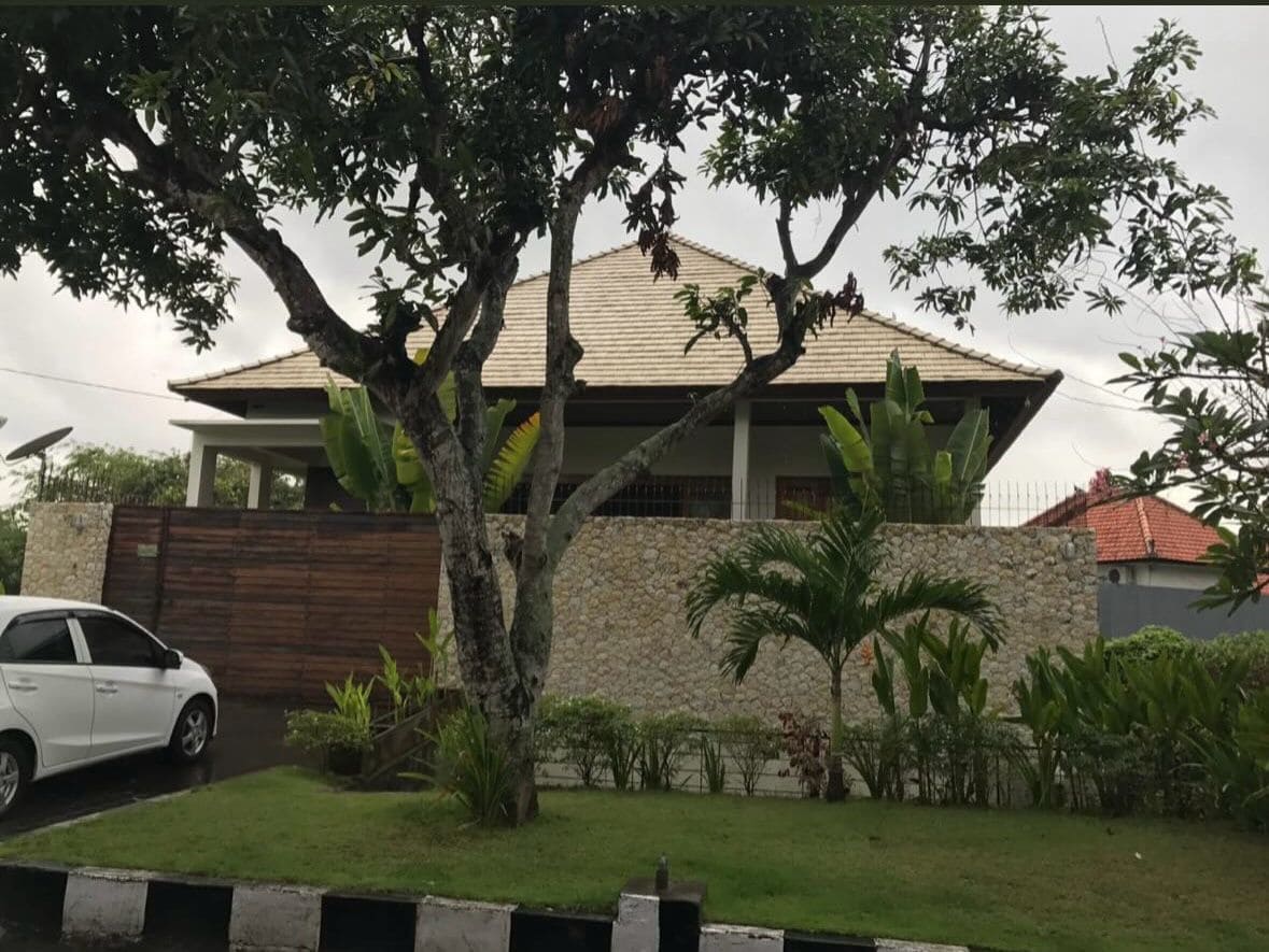 Properti terdaftar untuk dijual atau disewa - Rumah Siap Huni Strategis 5 Menit Ke Pantai Ketewel 