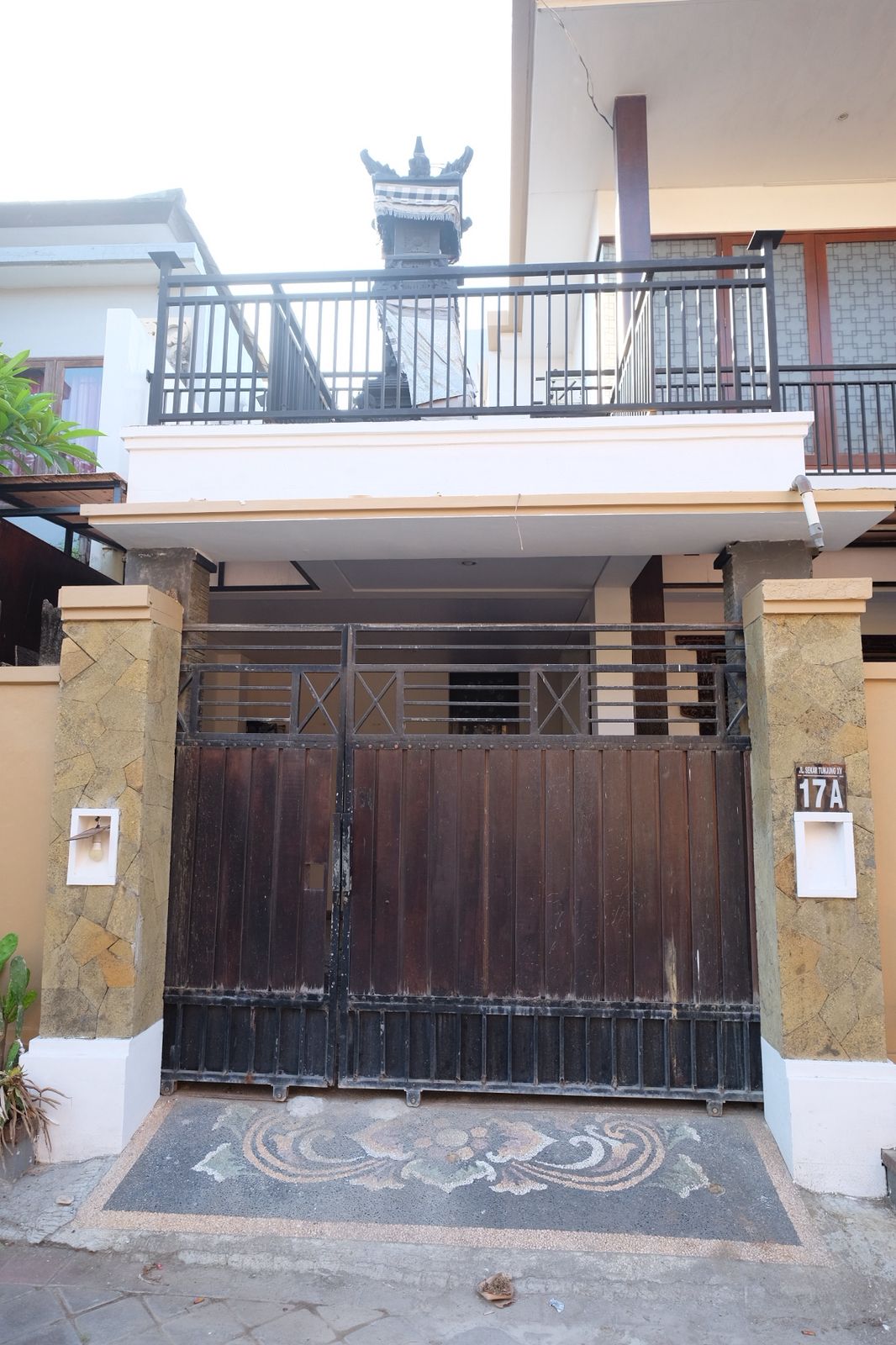 Properti terdaftar untuk dijual atau disewa - Rumah Minimali Shm Siap Huni Di Sekar Tunjung Gatsu Timur 