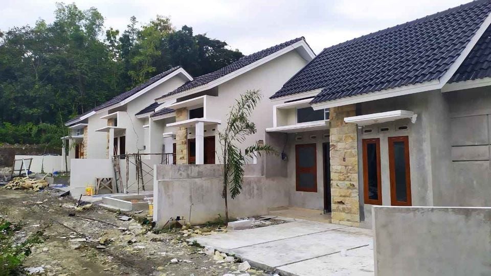  Rumah  dijual  jogja dekat kampus UMY harga dibawah  300jt  