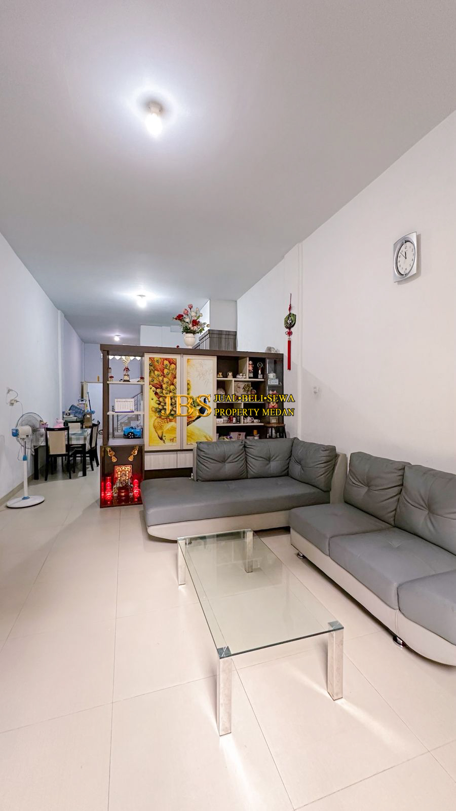 Properti terdaftar untuk dijual atau disewa - Jual Rumah 3 Tingkat Di Komplek Sunggal Center Jalan Sunggal - Medan