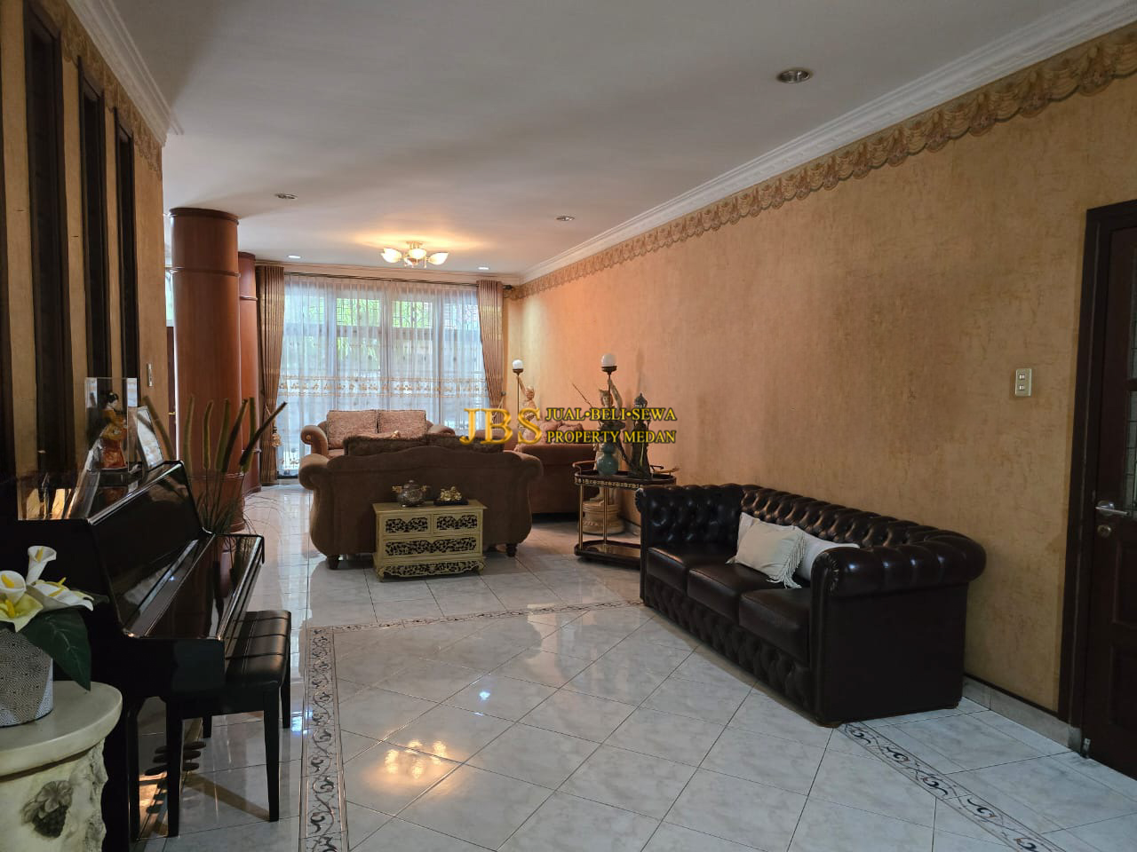 Properti terdaftar untuk dijual atau disewa - Dijual Rumah Siap Huni Di Jalan S. Parman - Petisah Hulu, Medan
