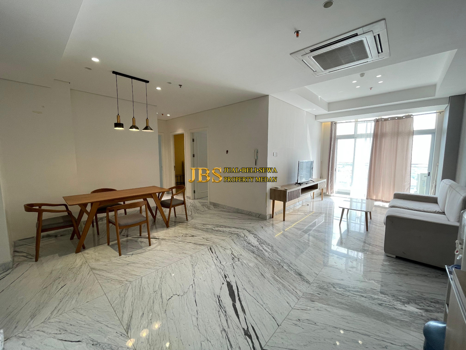 Properti terdaftar untuk dijual atau disewa - Jual Condominium Podomoro Tower Northern Private Lift Kondisi Siap Huni Furnished