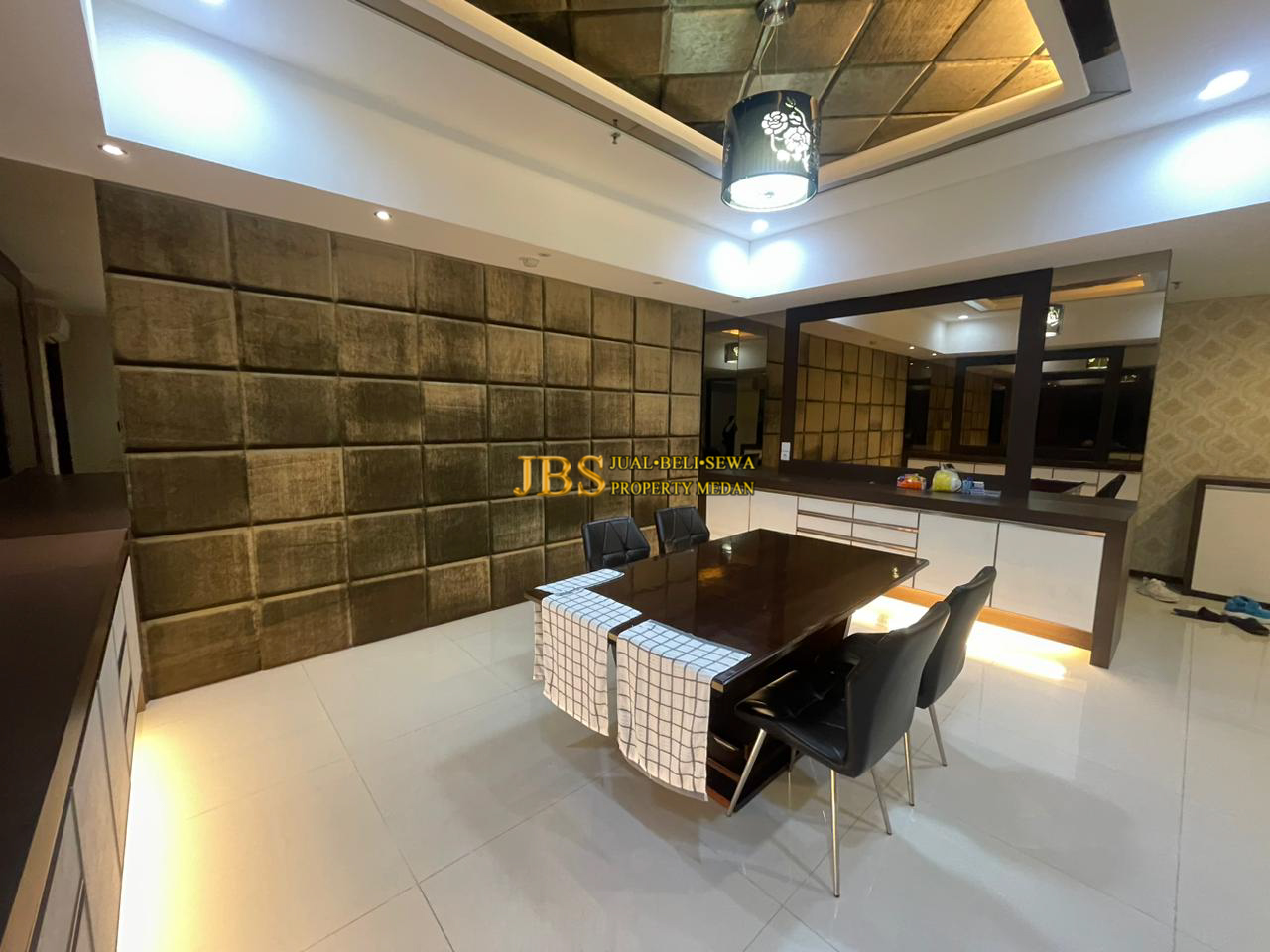 Properti terdaftar untuk dijual atau disewa - Dijual Cepat!! Termurah!! Cambridge Condominium Tower Picasso Kondisi Siap Huni Fully Furnish