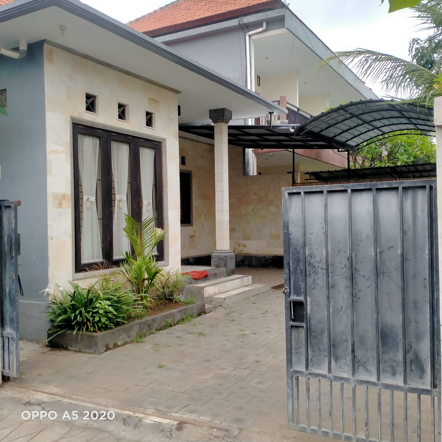 Properti terdaftar untuk dijual atau disewa - Rumah Siap Huni 5 Menit Ke Renon 