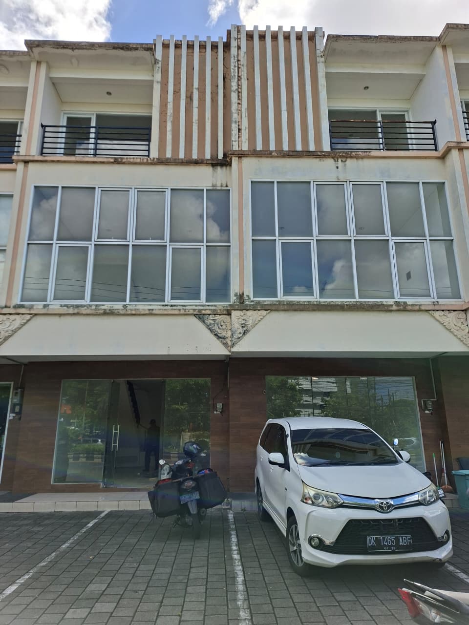 Properti terdaftar untuk dijual atau disewa - Ruko Premium Sanur Di Jalan Bypass Ngurah Rai – Lokasi Bisnis Utama