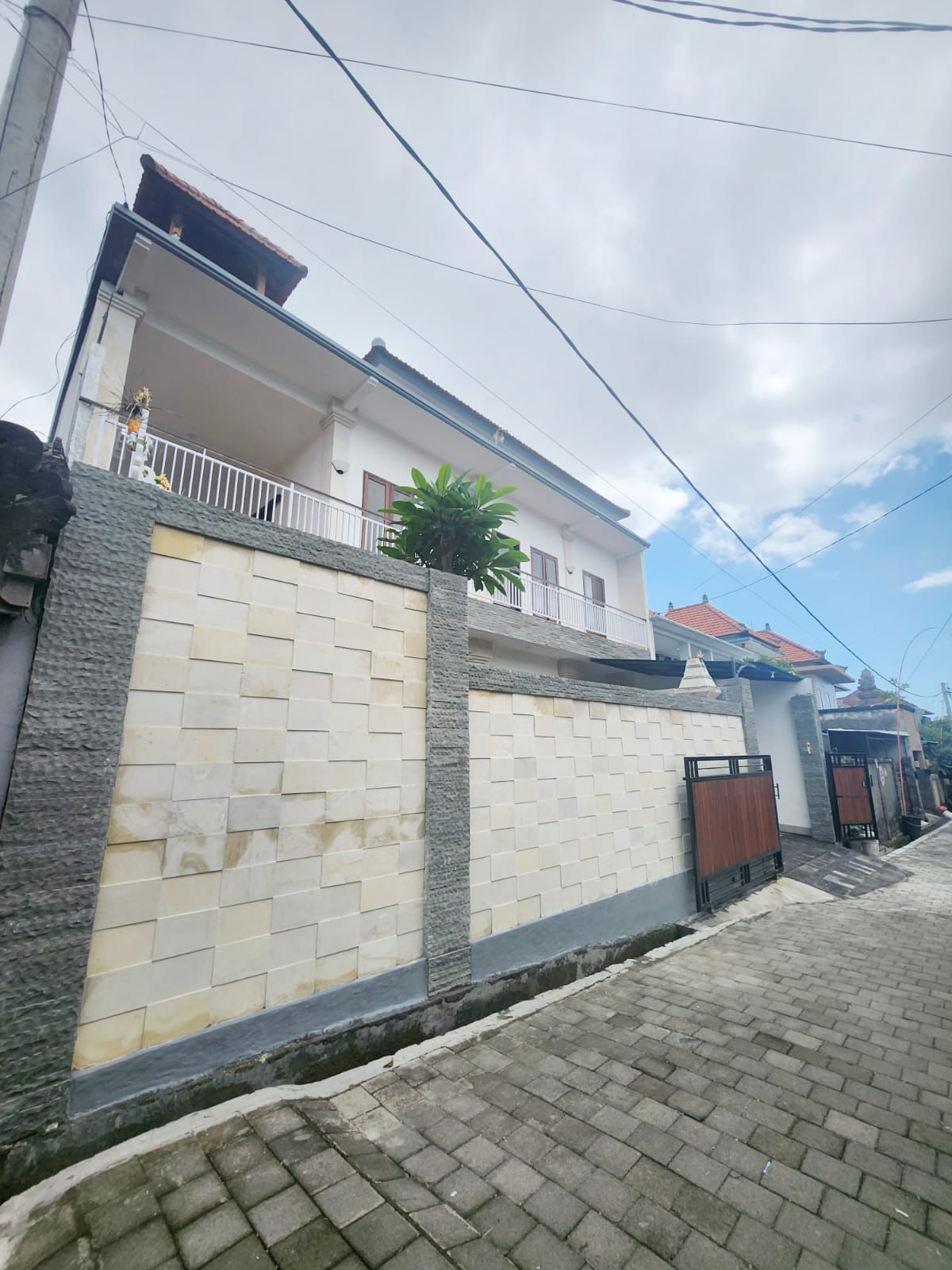 Properti terbaik untuk dijual atau disewa - Rumah Siap Huni 3 Kamar Tidur Dekat Pantai Sanur
