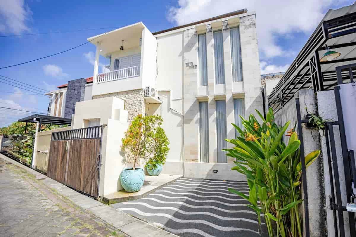 Properti terdaftar untuk dijual atau disewa - Villa Fully Furnished Siap Huni Di Taman Jimbaran 