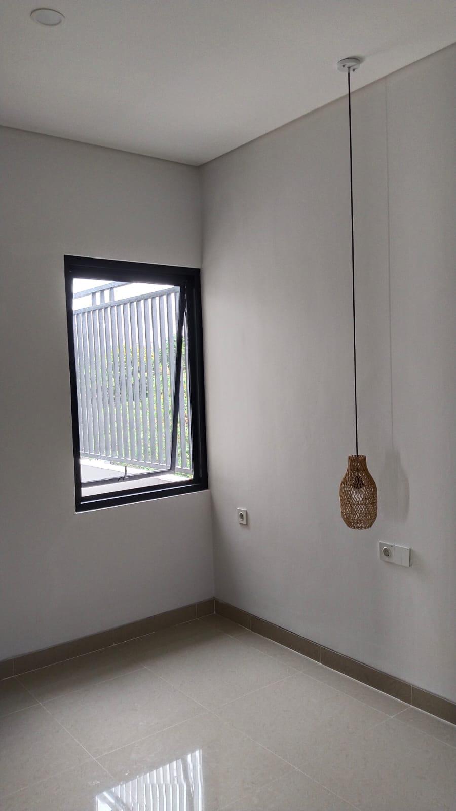 Properti rekomendasi untuk dijual atau disewa - Rumah Siap Huni 2 Lantai di Sedap Malam