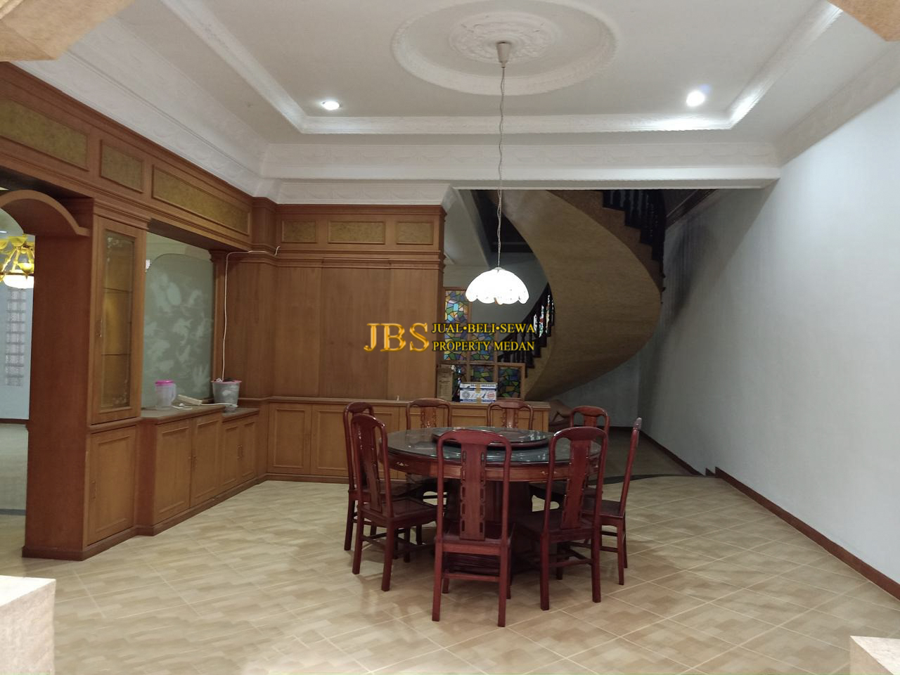 Properti terdaftar untuk dijual atau disewa - Dijual Villa Siap Huni Di Komplek Cemara Asri Medan Jalan Sakura 
