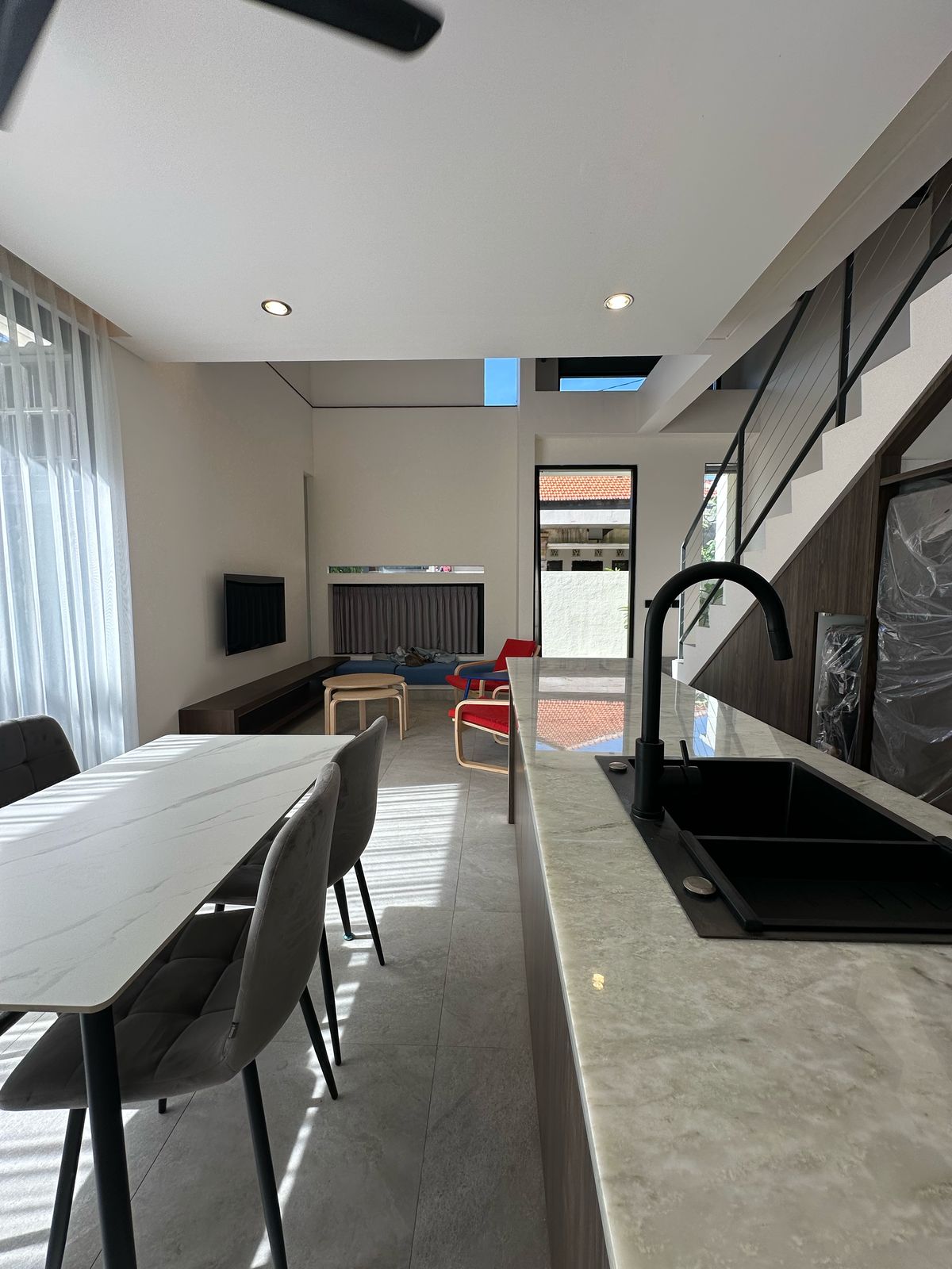 Properti terdaftar untuk dijual atau disewa - Villa Eksklusif Kawasan Green Cory Dekat Pantai 