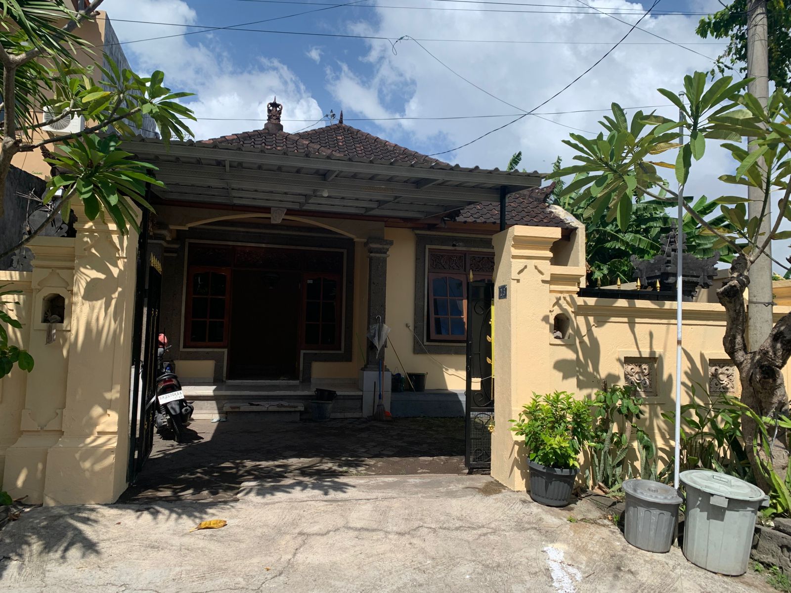 Properti terdaftar untuk dijual atau disewa - Rumah Siap Huni 4 Kamar Tidur Denpasar Selatan 