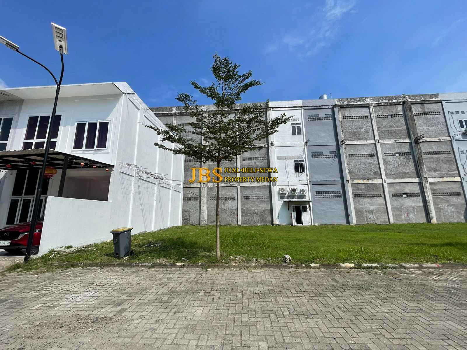 Properti terdaftar untuk dijual atau disewa - Jual Kavling Gandeng Komplek Graha Metropolitan Cluster Kencana Graha Blok A 