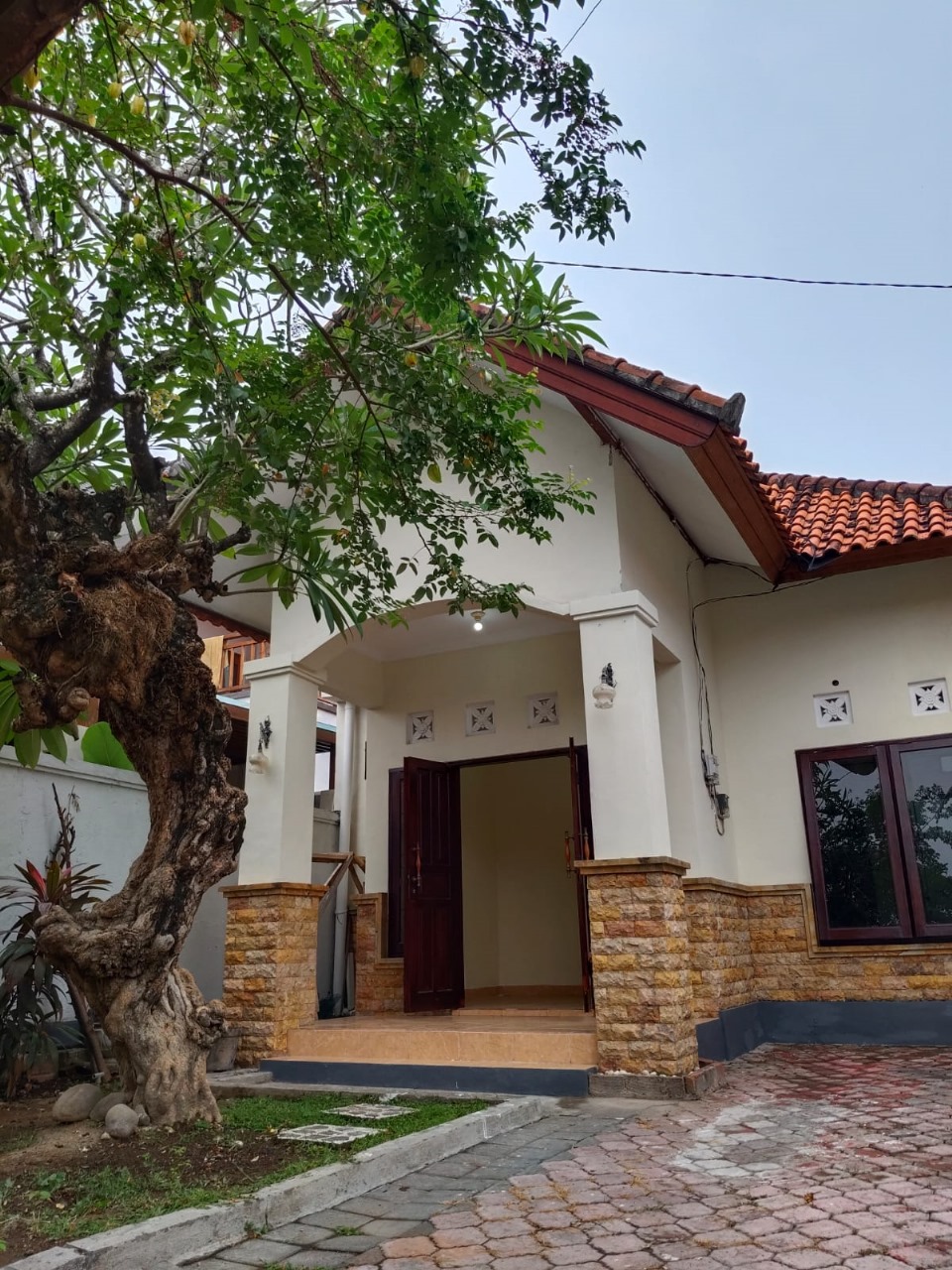 Properti terdaftar untuk dijual atau disewa - Dijual Rumah Siap Huni Strategis 5 Menit Ke Renon 