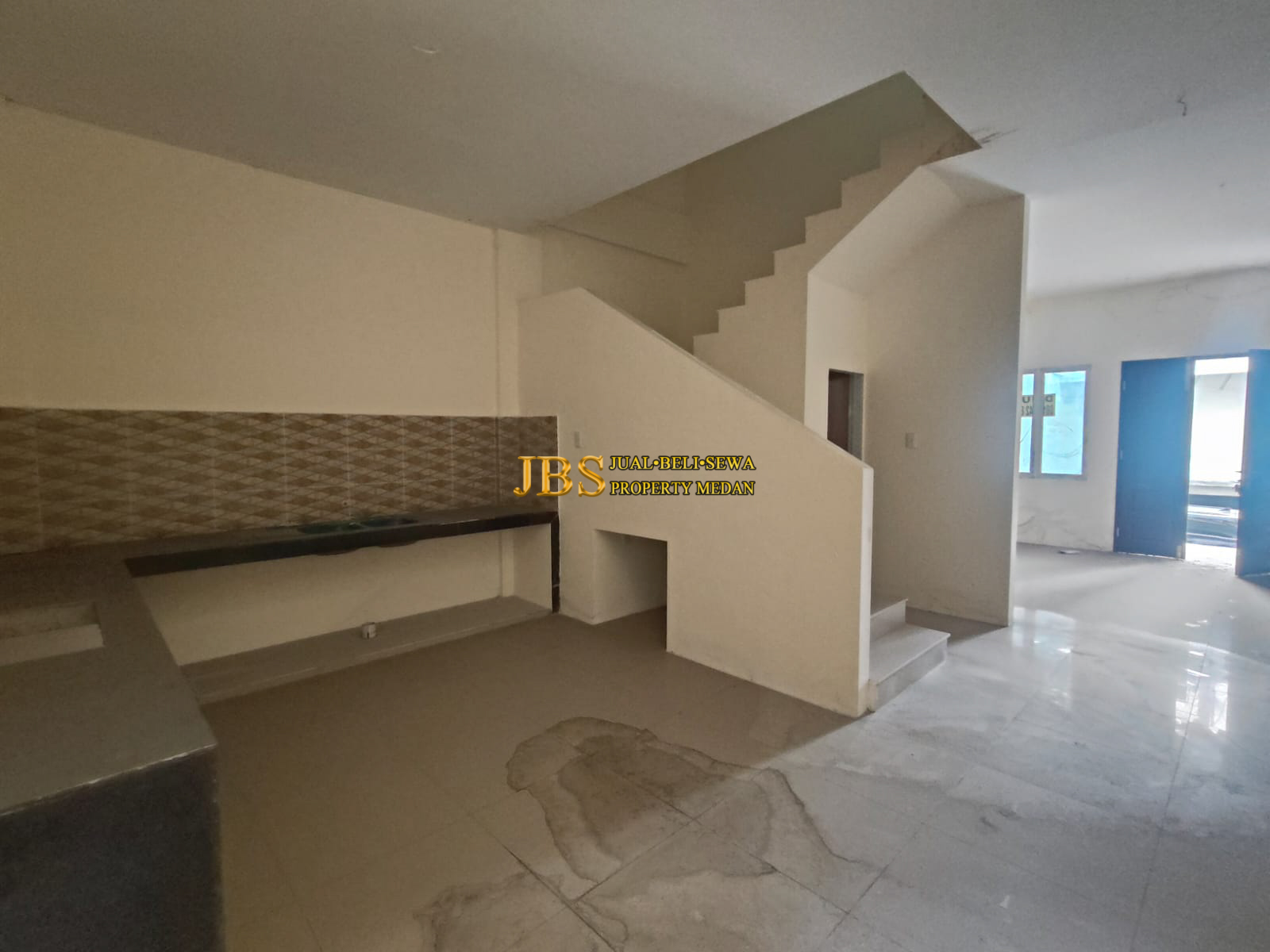 Properti terdaftar untuk dijual atau disewa - Jual Townhouse Siap Huni Di Komplek Cemara Asri Medan Cluster Diamond