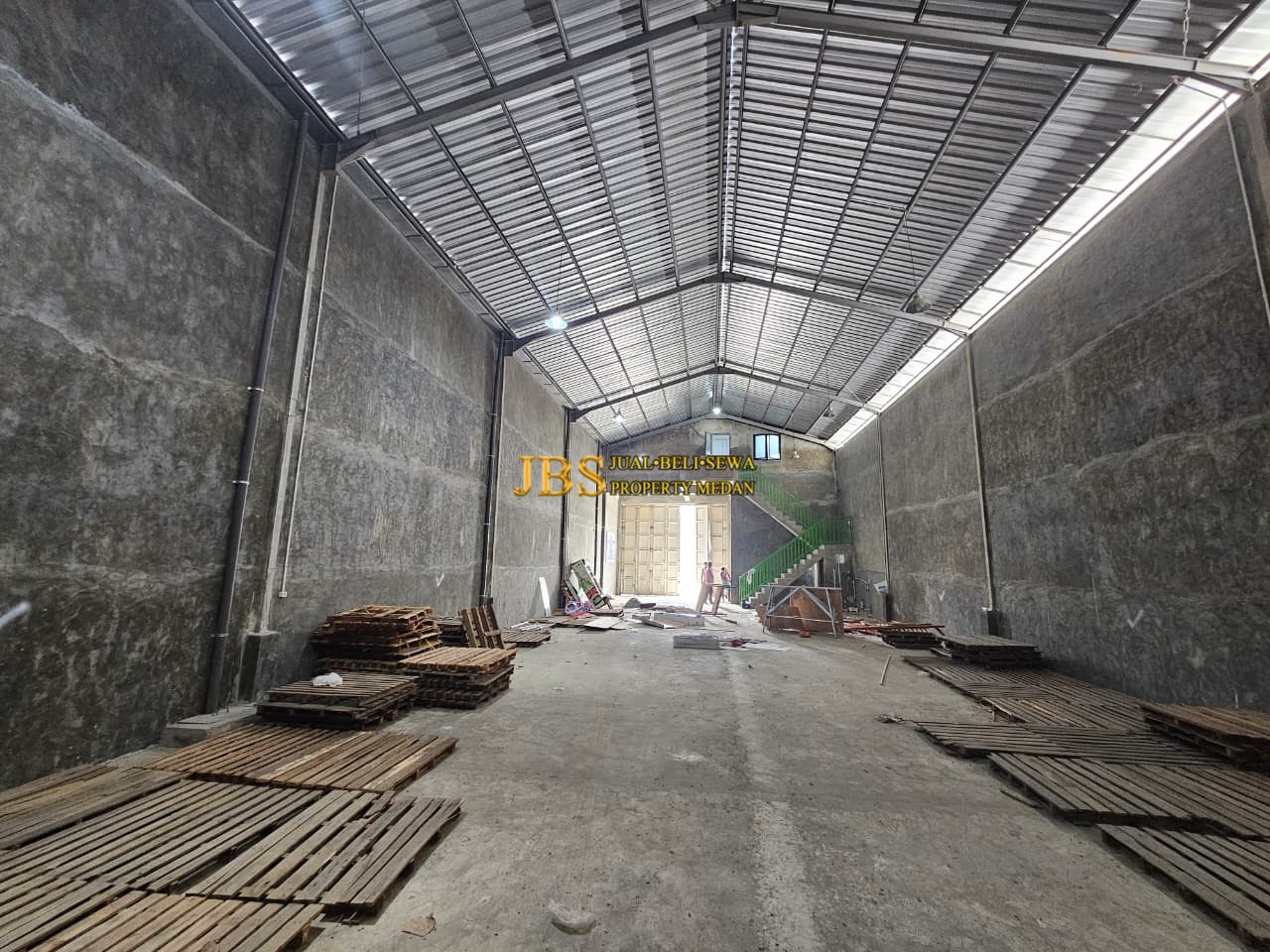 Properti terdaftar untuk dijual atau disewa - Disewakan Gudang 3 In 1 Di Komplek Pergudangan Harmoni Logistic Centre Jalan Paluh Gelombang
