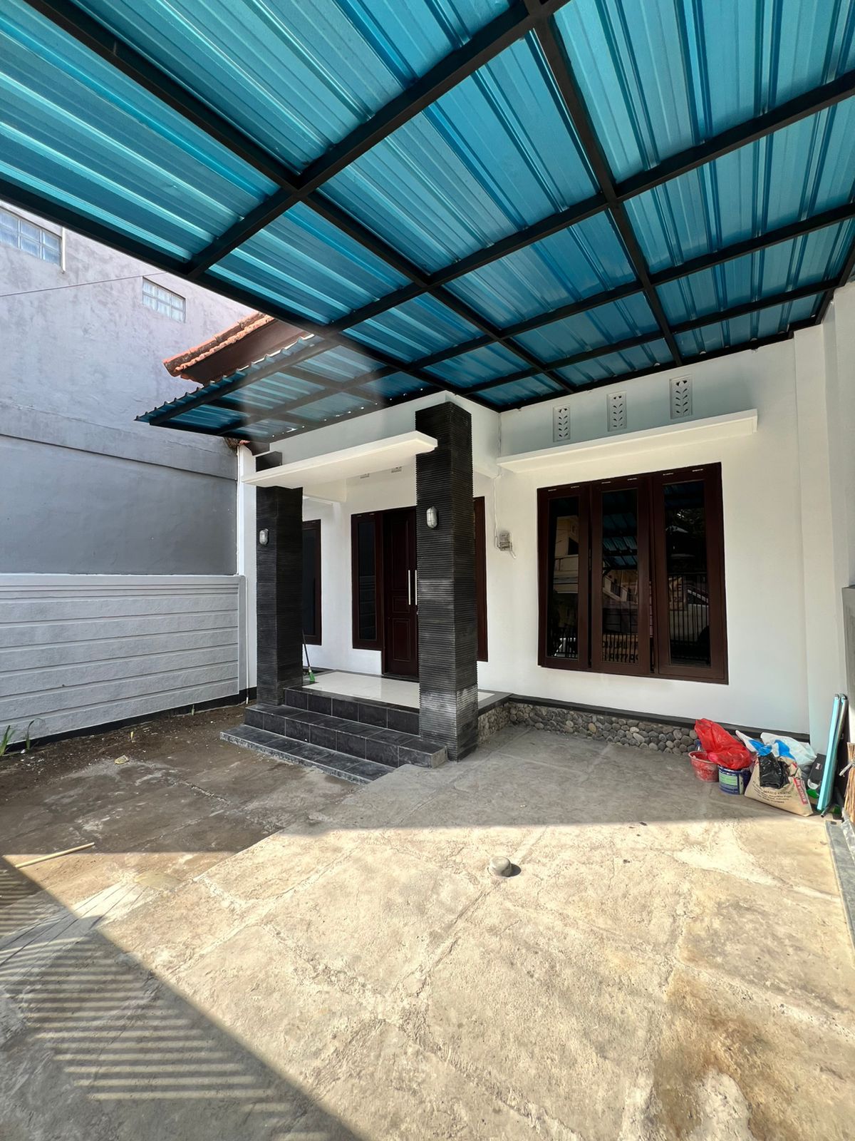 Properti terdaftar untuk dijual atau disewa - Rumah Minimalis Modern Siap Huni Di Denpasar Barat