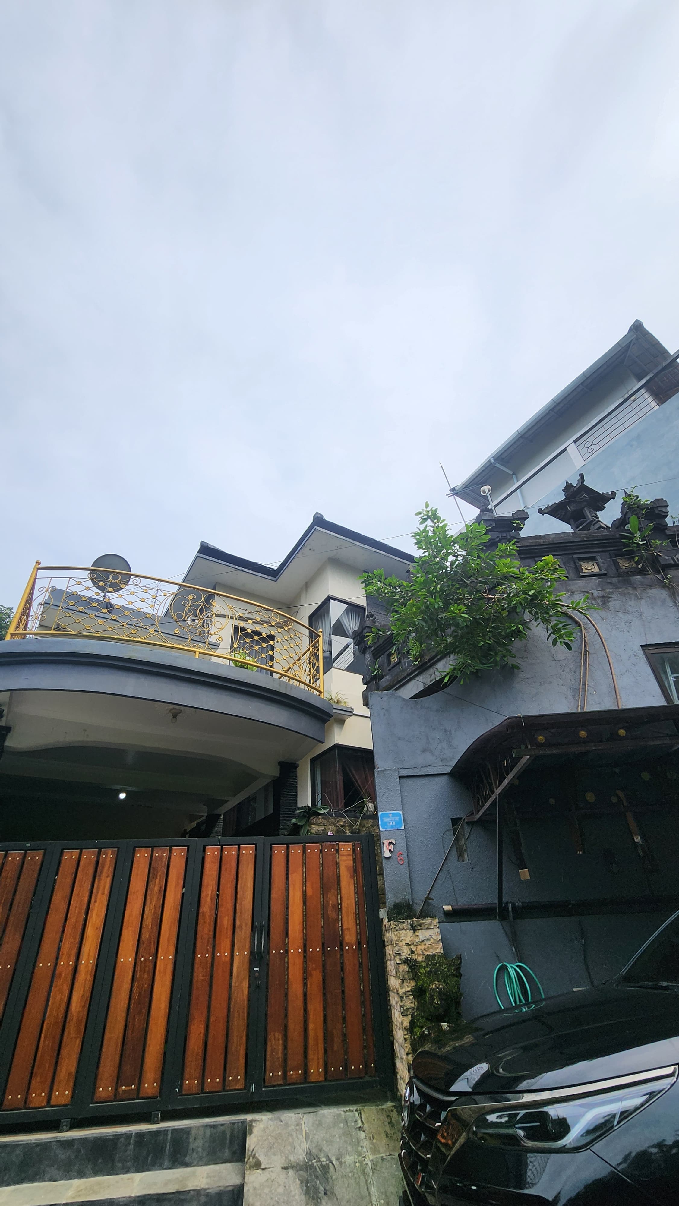 Properti terdaftar untuk dijual atau disewa - Rumah Minimalis 2 Lantai Siap Huni Di Ahmad Yani Utara 