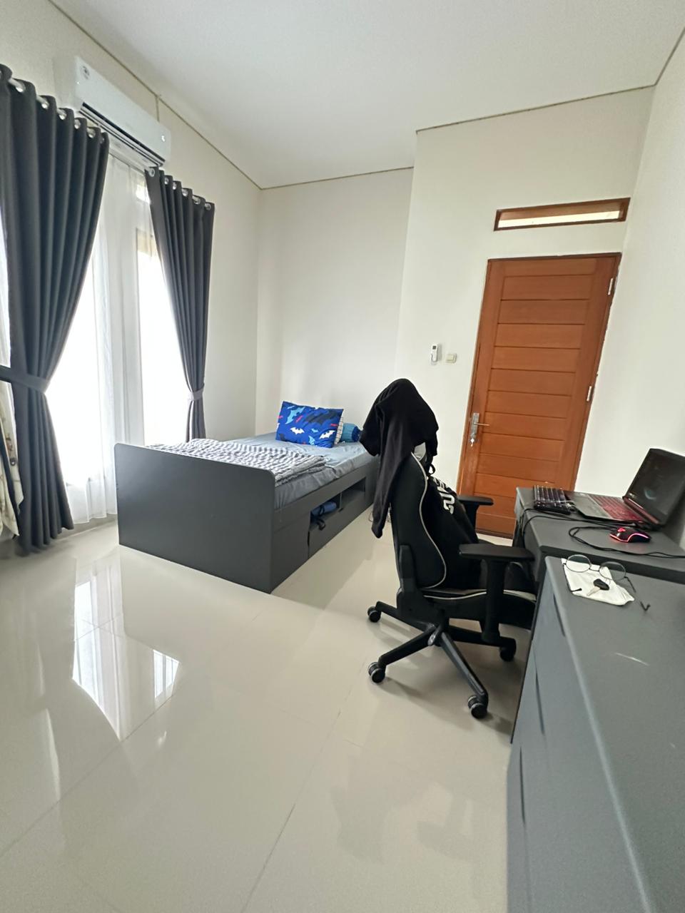 Properti dengan lokasi terbaik untuk dijual atau disewa - Rumah Fully Furnished 2 Lantai Siap Huni Tukad Balian