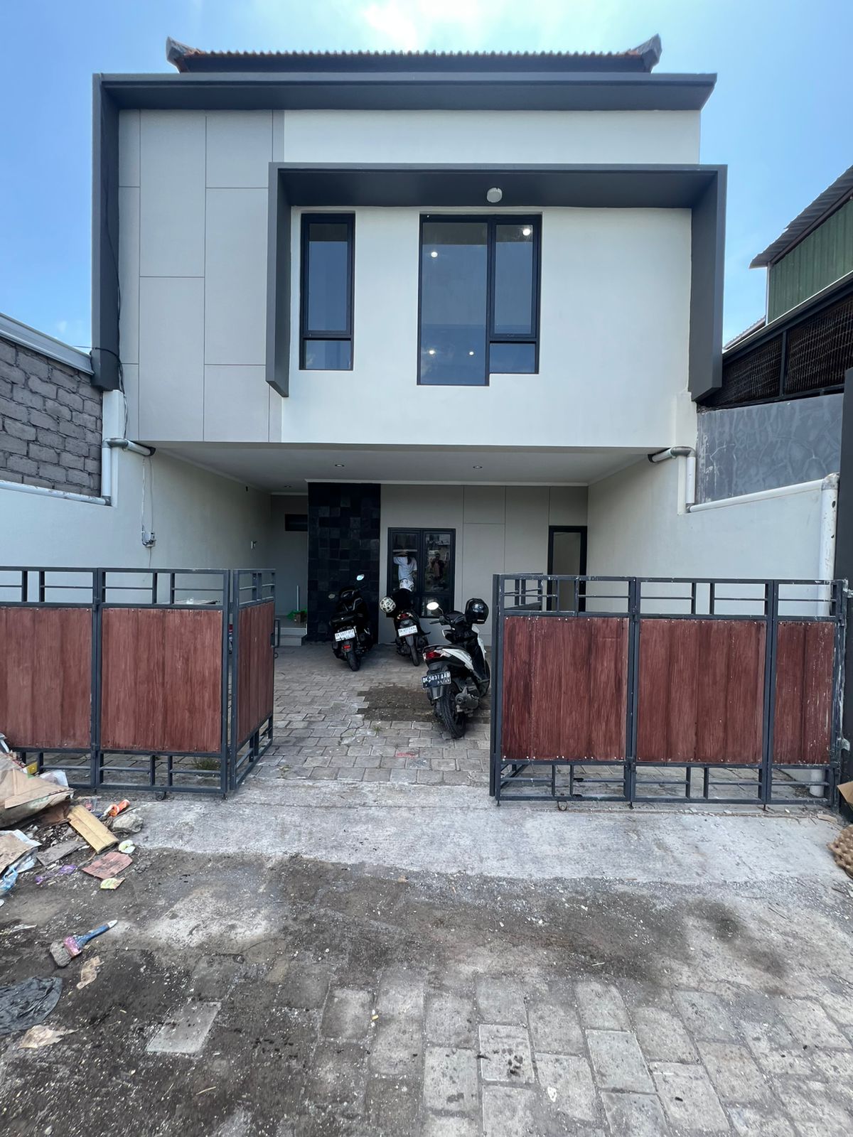 Properti terdaftar untuk dijual atau disewa - Rumah Minimalis Siap Huni 7 Menit Ke Tol Bali Mandara 