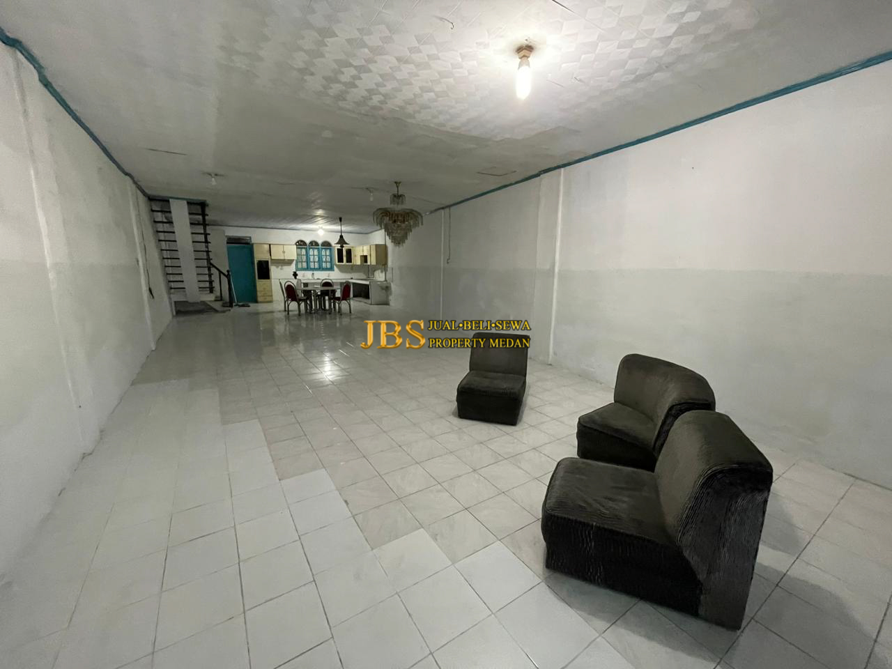 Properti terdaftar untuk dijual atau disewa - Dijual Rumah Pusat Kota Jalan Laboratorium 1 (depan Podomoro)