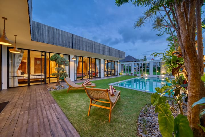 Properti terdaftar untuk dijual atau disewa - Villa Umalas - 3 Bedrooms - Leasehold 51 Years