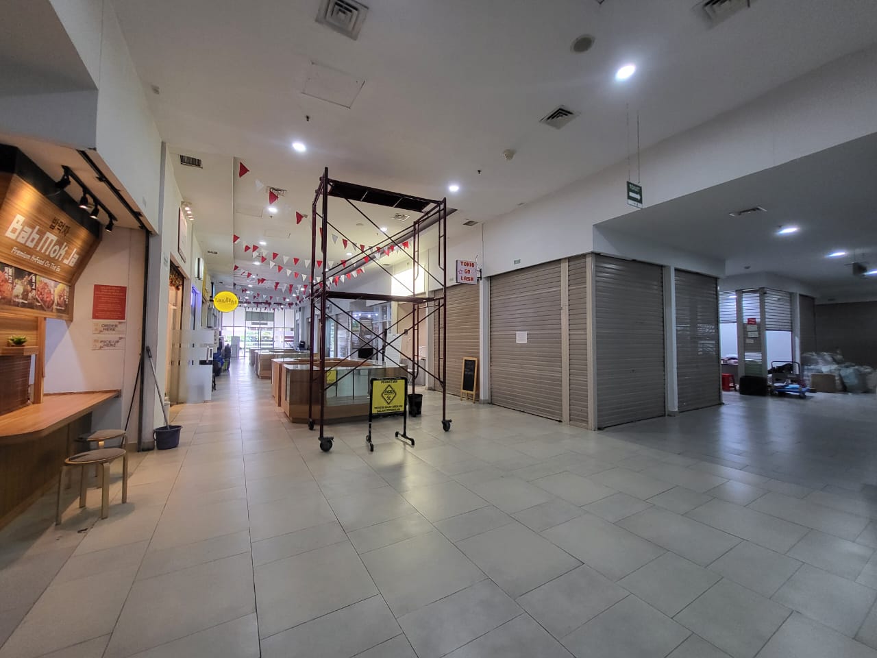 Properti terdaftar untuk dijual atau disewa - Kios Madison Park Dekat Mall Central Park, Taman Anggrek, Tol, Kampus, Rs