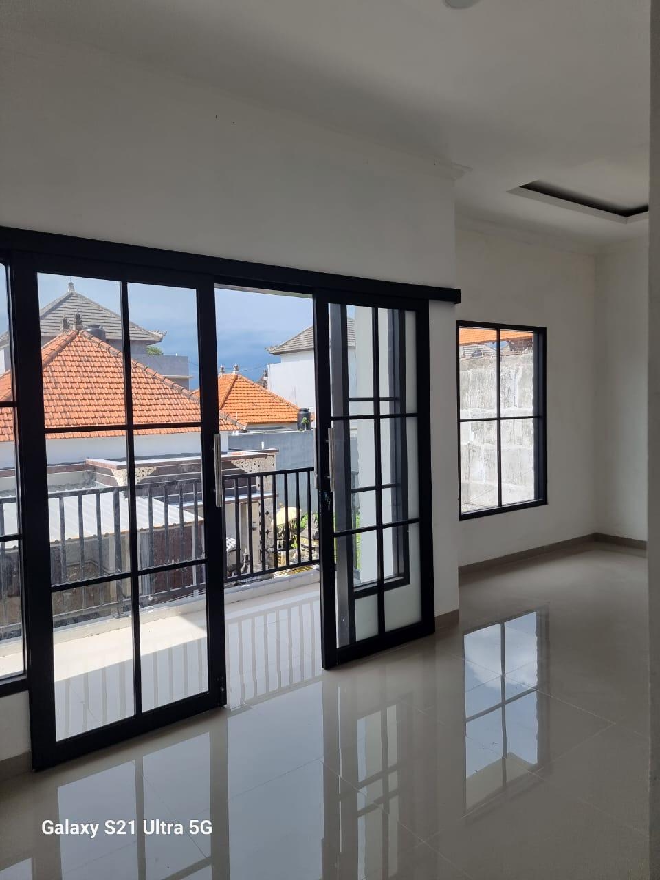 Properti terdaftar untuk dijual atau disewa - Rumah Modern Siap Huni 2 Lantai Di Kesiman 