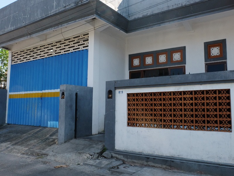 Properti terdaftar untuk dijual atau disewa - Best Location! Ruko Komersial 2 Lantai + Rooftop Denpasar Barat 