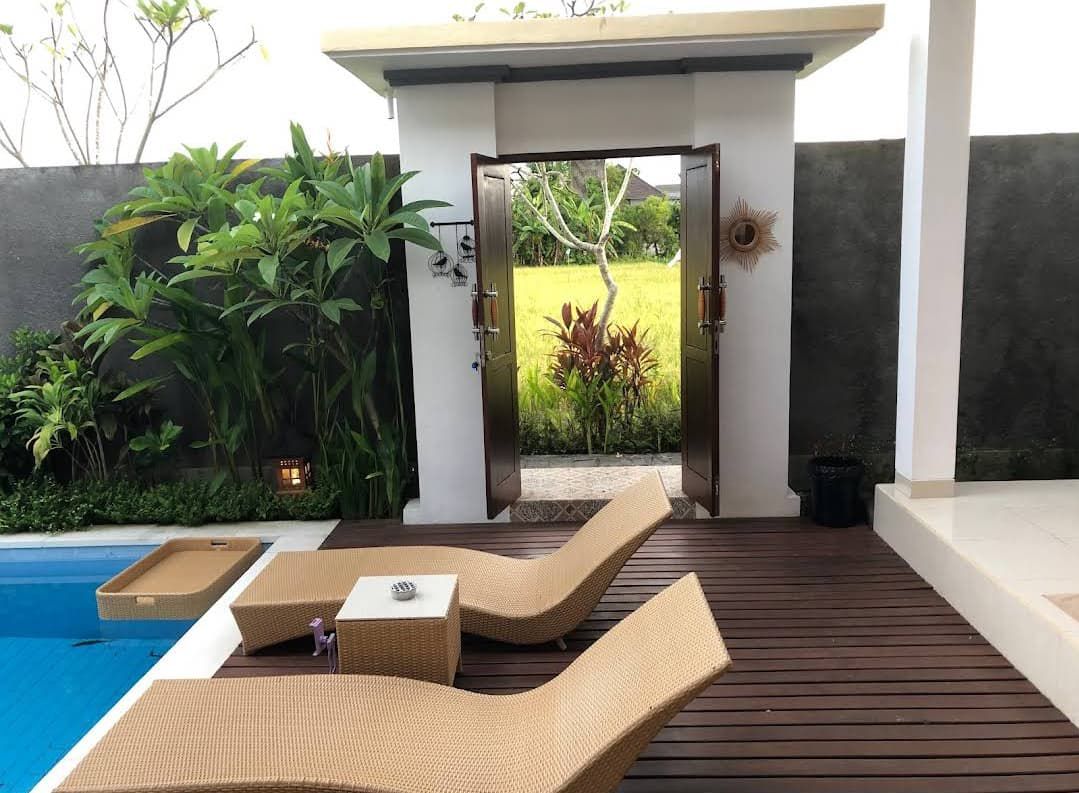 Properti terdaftar untuk dijual atau disewa - Disewakan Villa Nyaman Lokasi Strategis Dekat Seminyak 