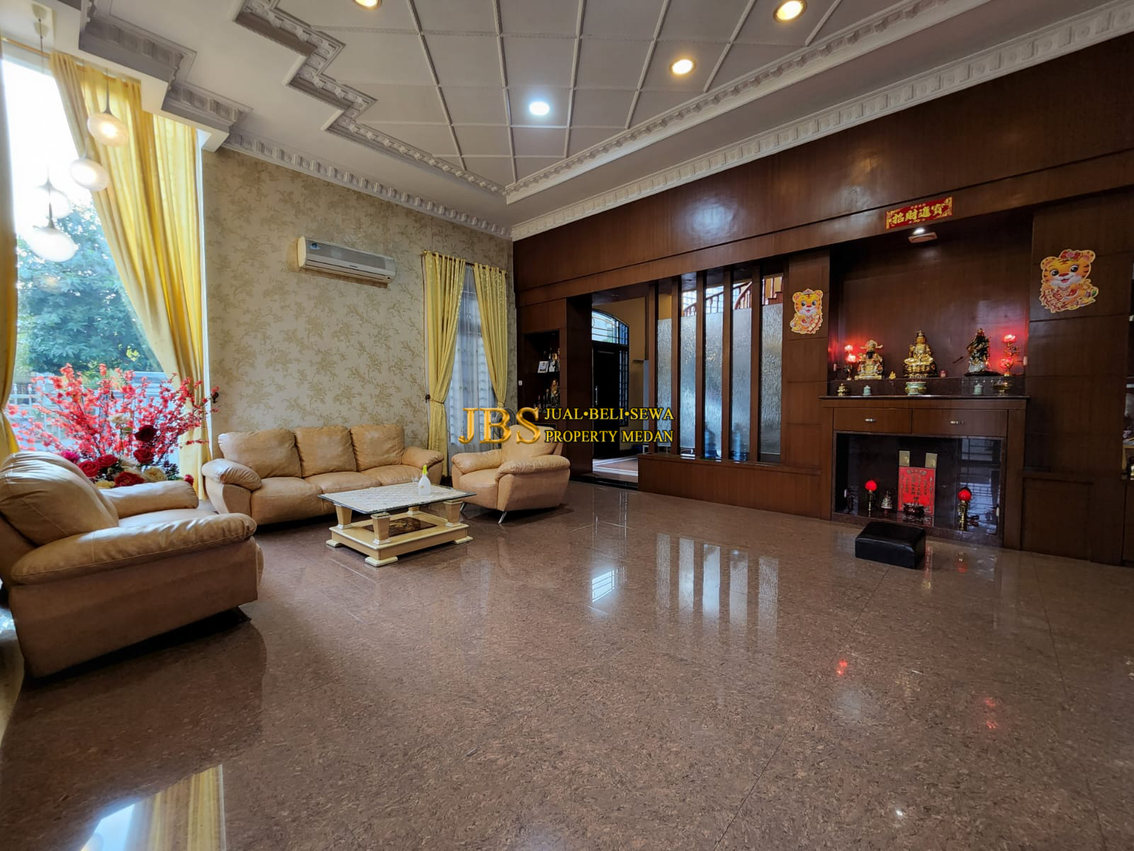 Properti terdaftar untuk dijual atau disewa - Jual Rumah Hook Fully Furnished Di Komplek Cemara Asri Medan Jalan Kasuari