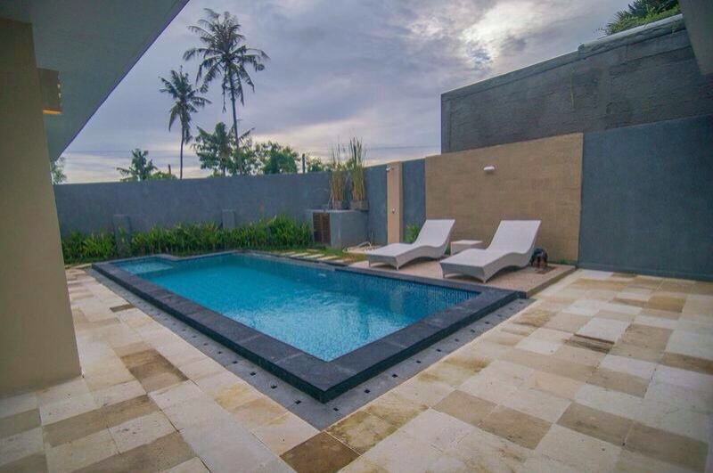 Properti terdaftar untuk dijual atau disewa - Villa Cantik 2 Bedroom Kerobokan Badung Bali Dekat Seminyak