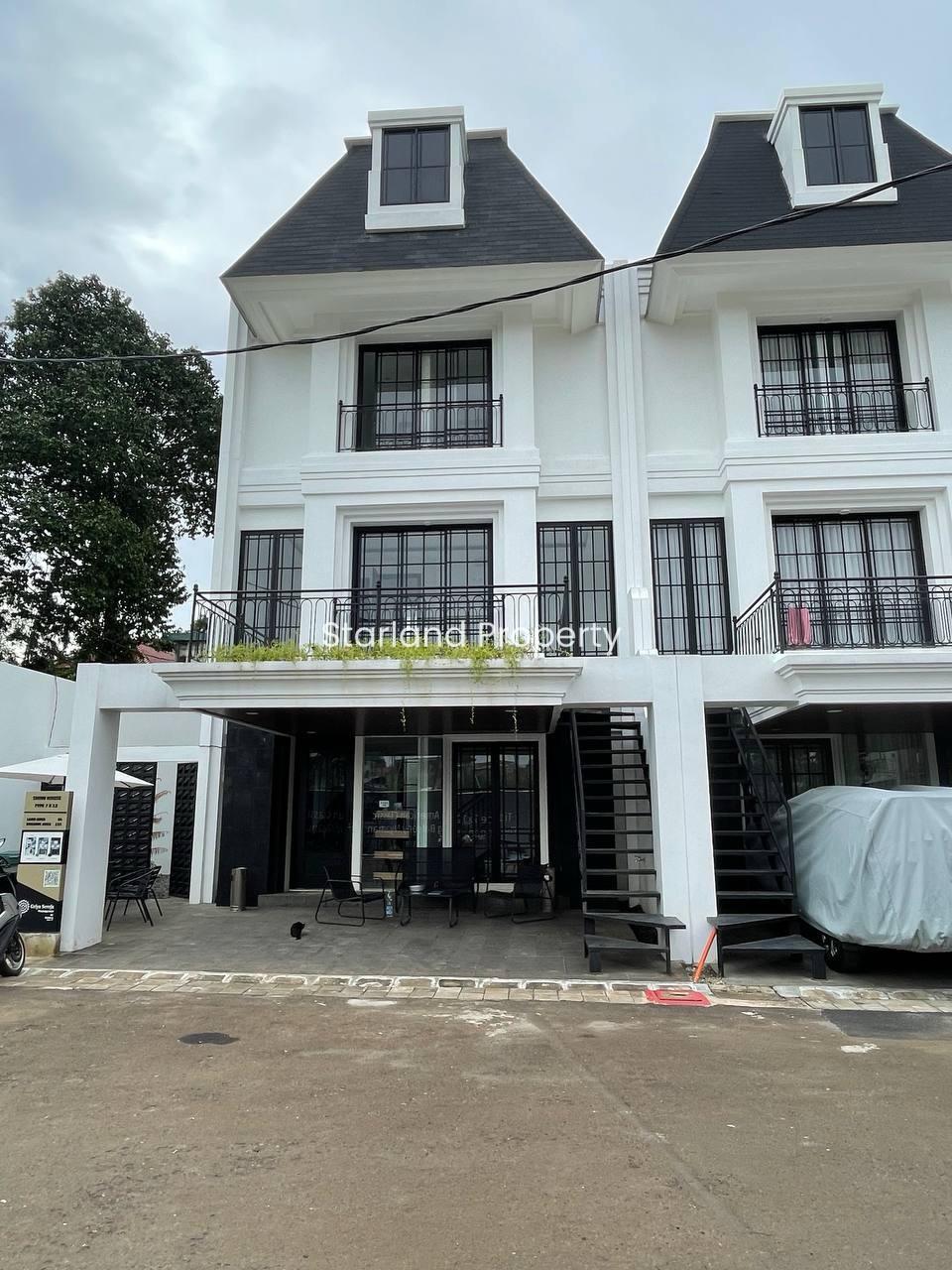 Properti terdaftar untuk dijual atau disewa - Rumah American Style Di Pesanggrahan Jakarta Selatan 