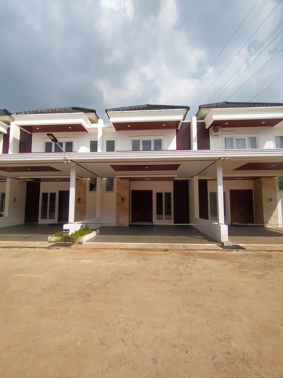 Properti terdaftar untuk dijual atau disewa - Cukup 5 Juta Bisa Punya Rumah Di Area Serpong Tangsel