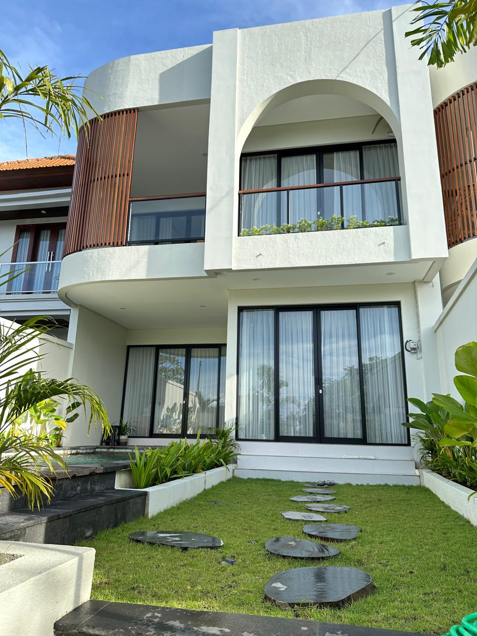 Properti terdaftar untuk dijual atau disewa - Villa Modern Santorini