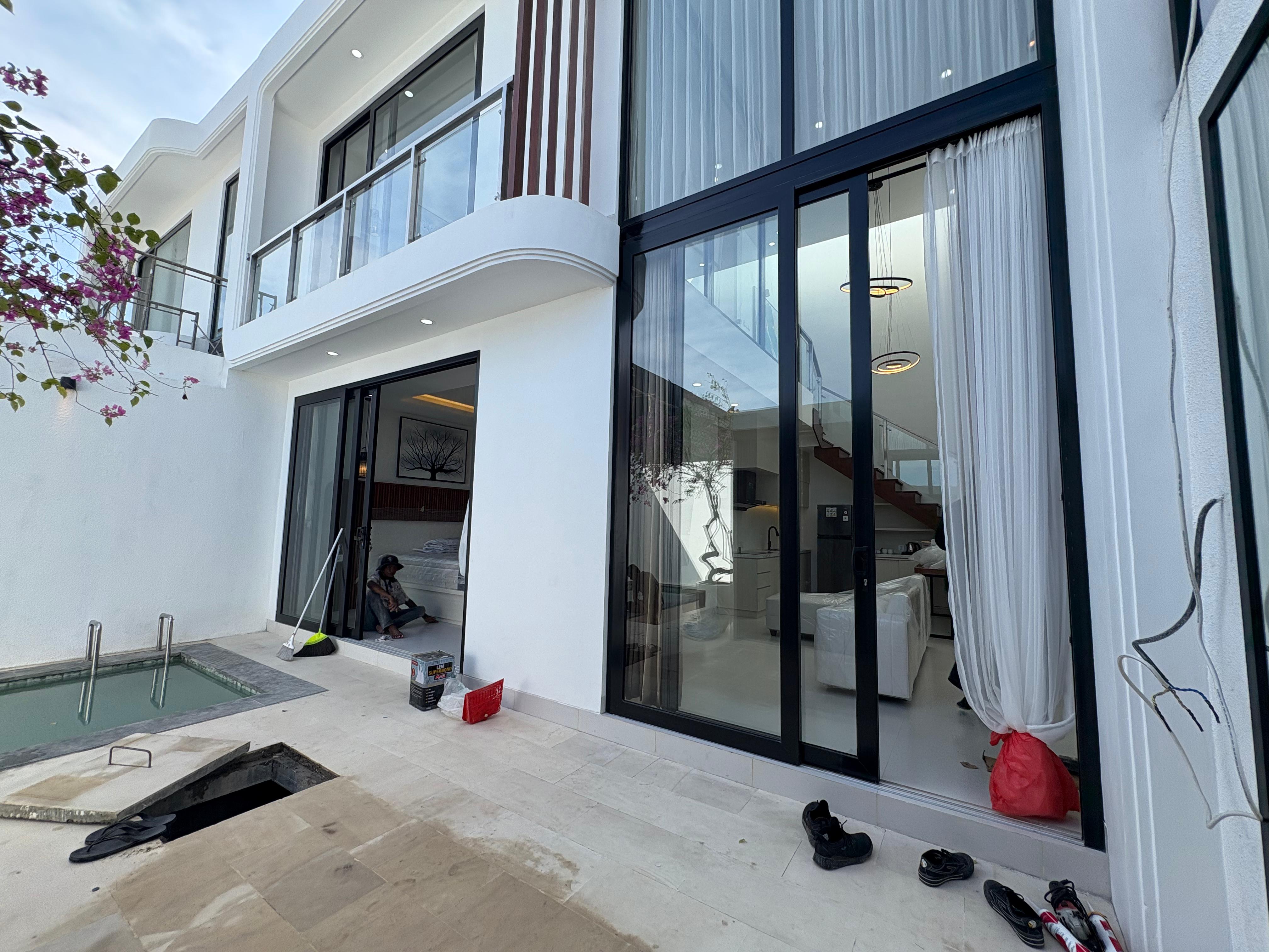 Properti terdaftar untuk dijual atau disewa - Malindra Luxury Villa