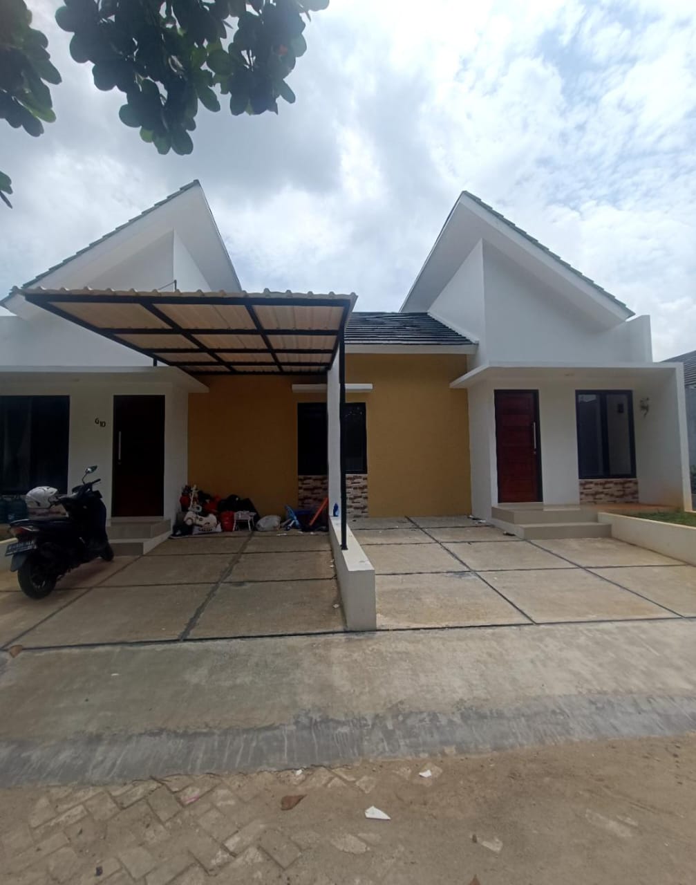 Properti terdaftar untuk dijual atau disewa - Rumah Siap Huni Dekat Bundaran Unpam