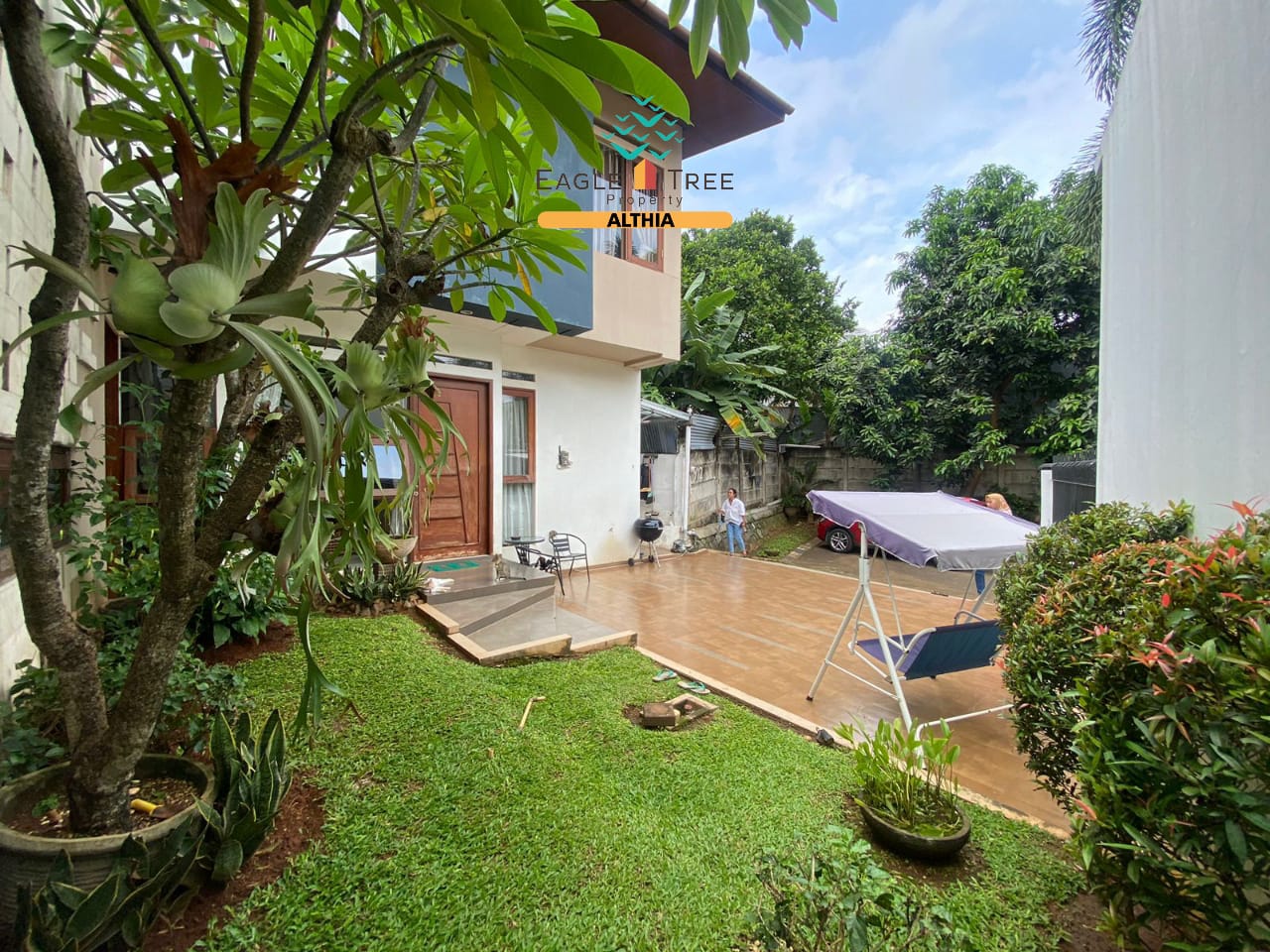 Properti terdaftar untuk dijual atau disewa - Dijual Rumah Cantik Furnished 2 Lantai Di Graha Bintaro