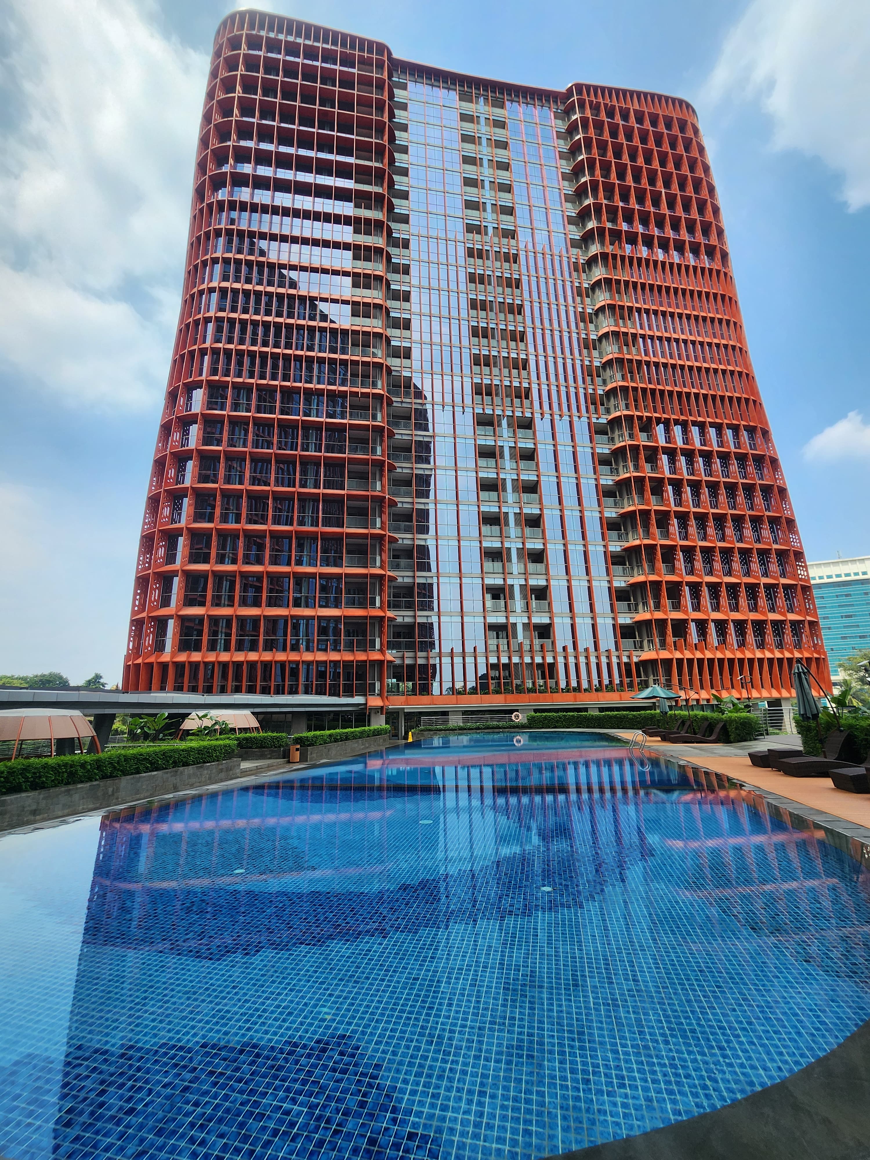 Properti terdaftar untuk dijual atau disewa - For Sale Apartemen South Quarter Lebak Bulus Simatupang