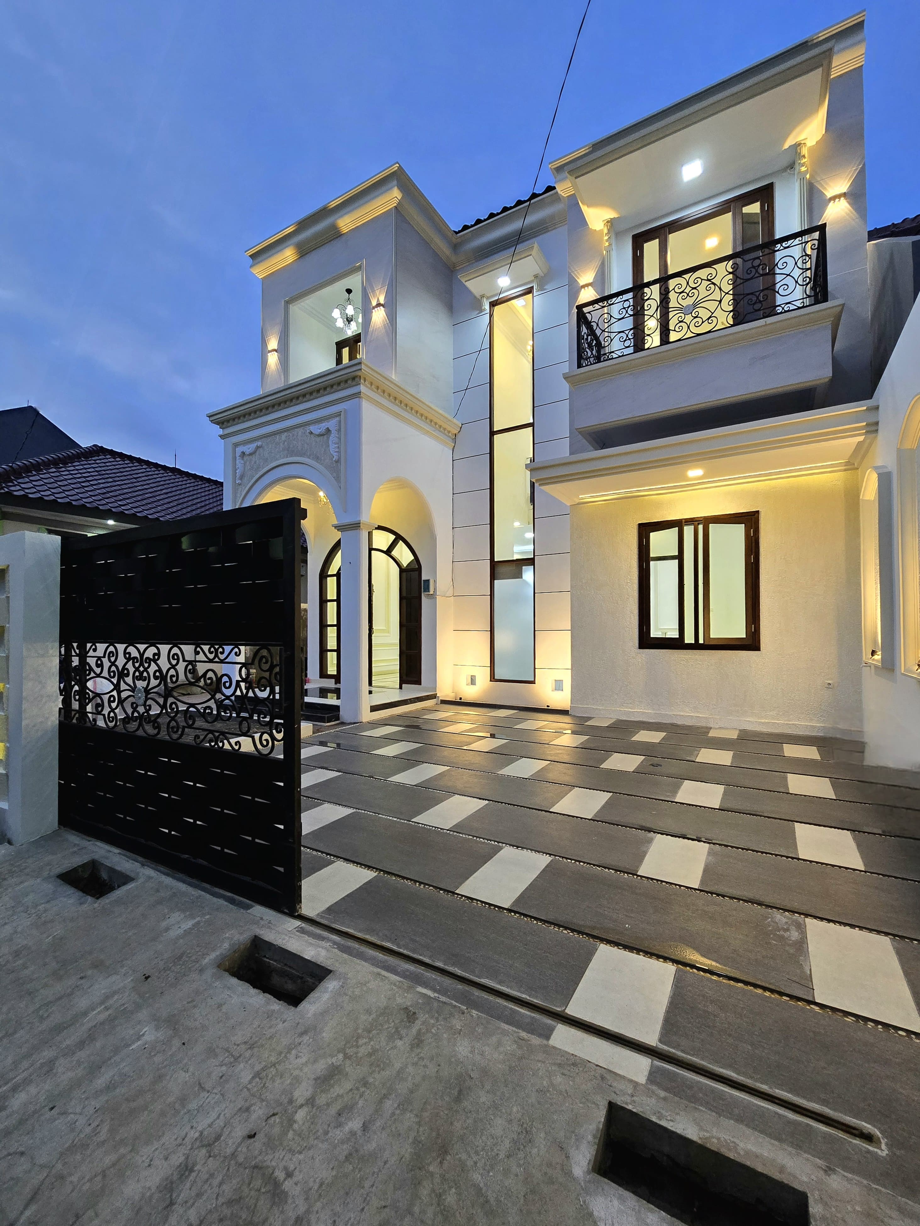 Properti terdaftar untuk dijual atau disewa - Rumah Baru Dalam Komplek Di Pondok Kelapa Jaktim 